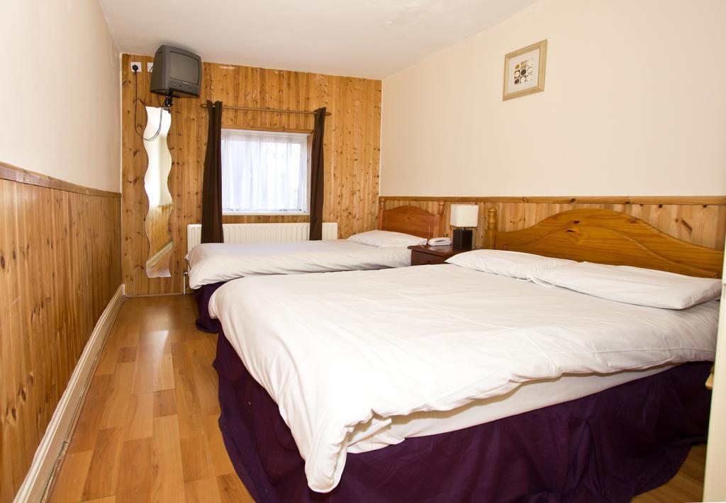 Ferienwohnung Bridge House Tullamore Zimmer foto